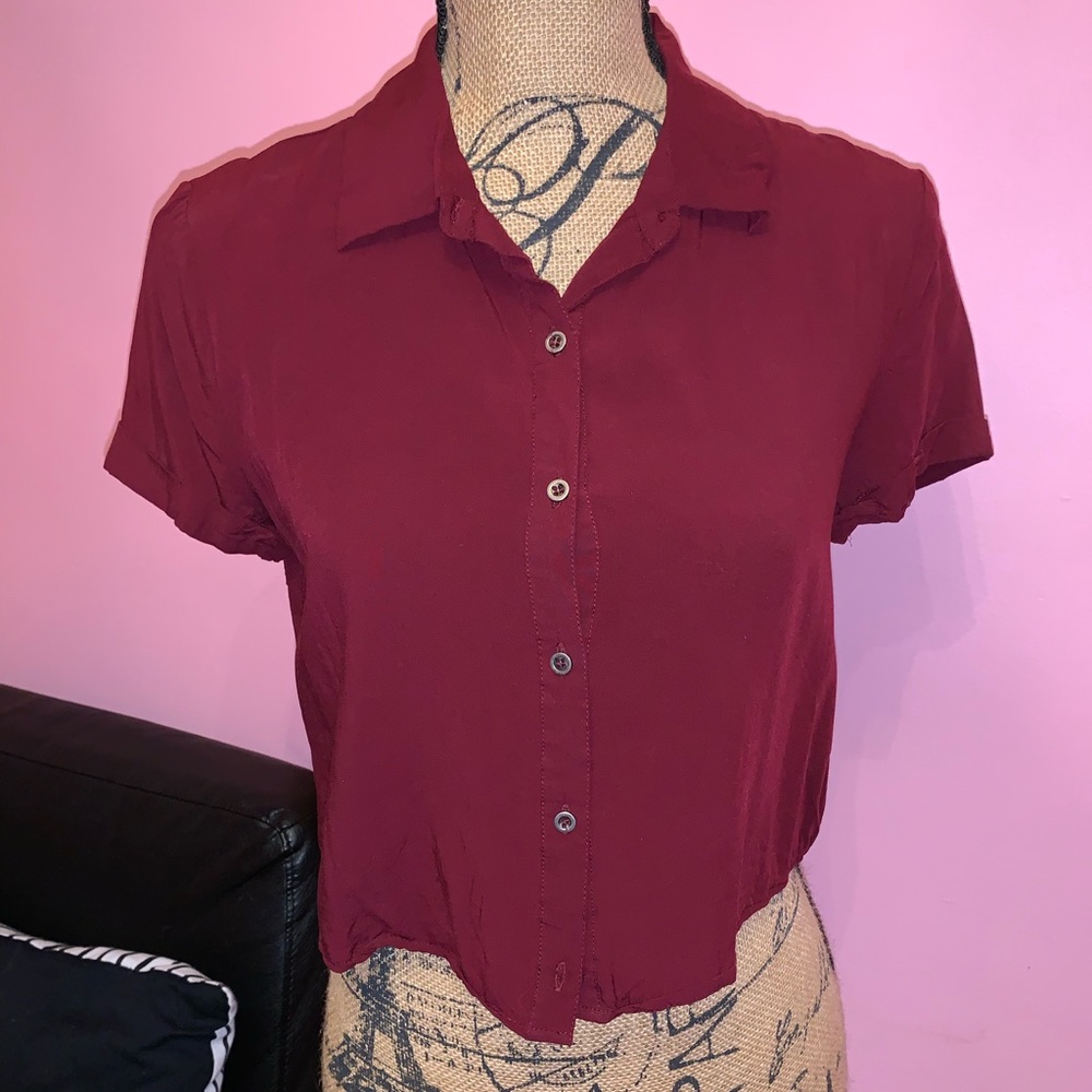 Cropped button up